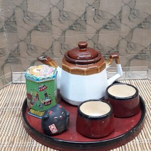 7 pc Shanghai tea Set from Pier 1 and tea pot from Taiwan, with accessories
